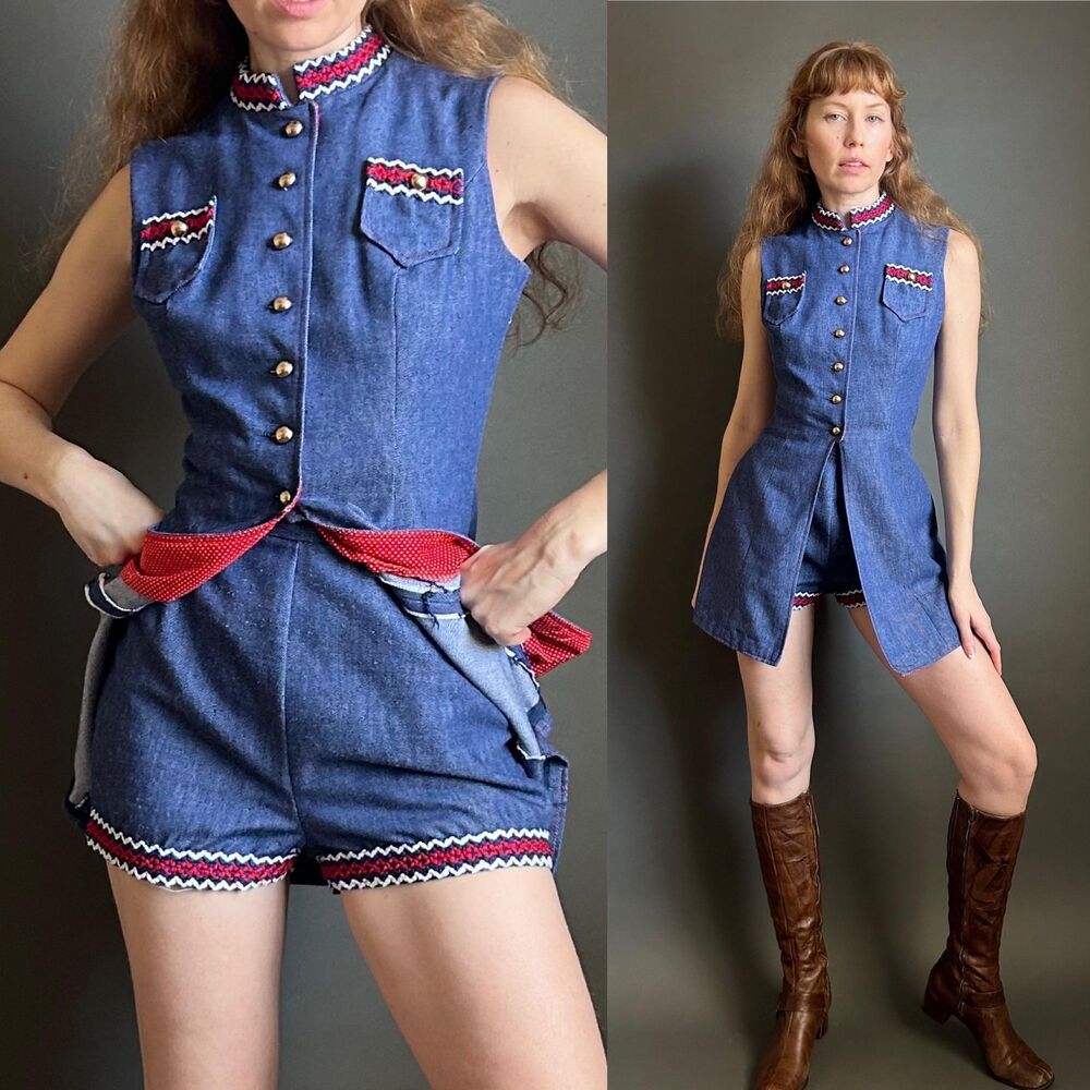 Vintage 1960s Mod Matching Shorts Set, Sleeveless Tunic with Hot Pants, Small